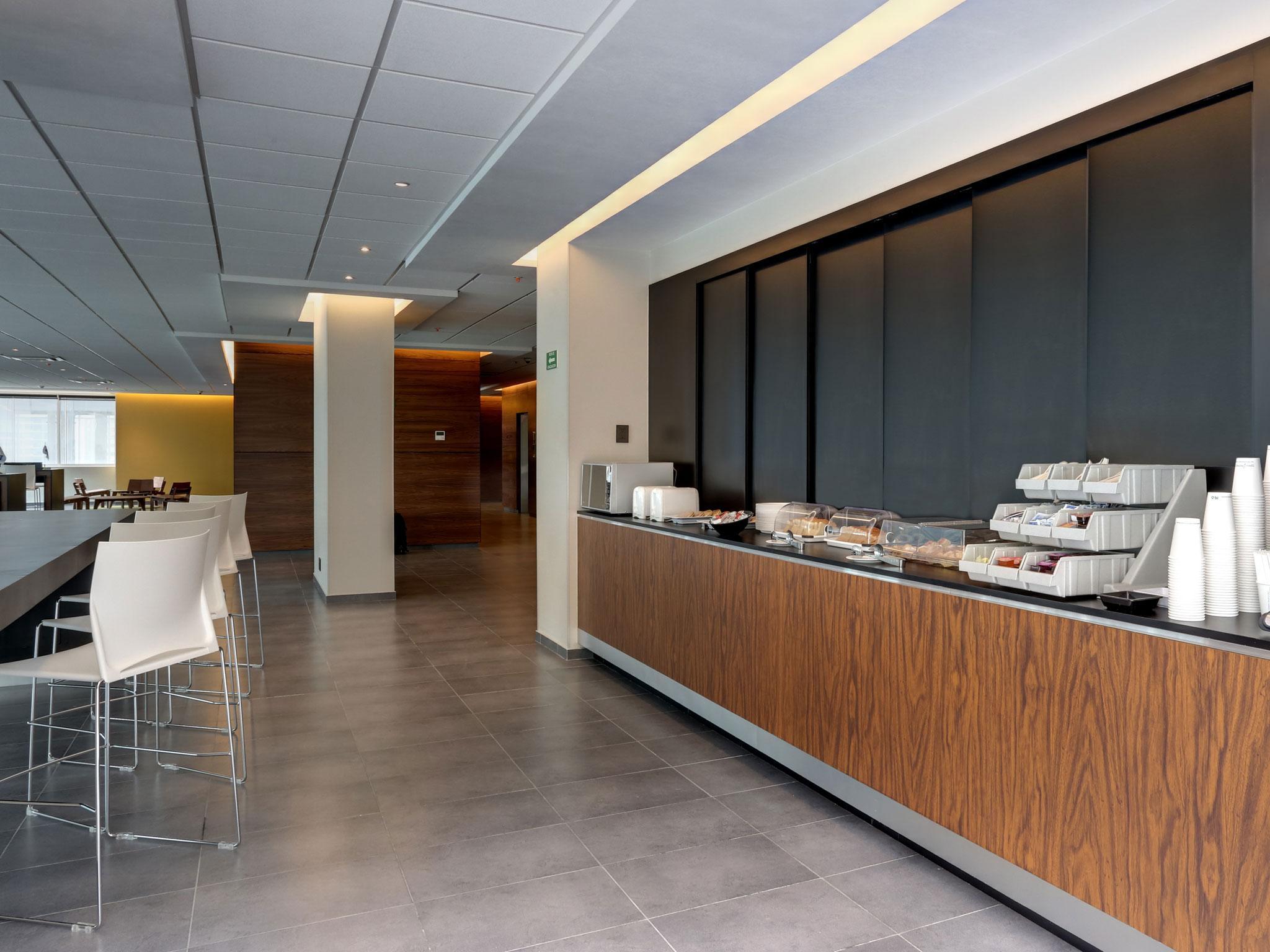 City Express Plus By Marriott Ciudad De Mexico Santa Fe エクステリア 写真
